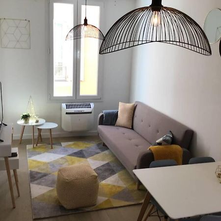 Appartement 2 Chambres Refait A Neuf, Climatise, A 2 Min De La Mer Nice Exteriér fotografie